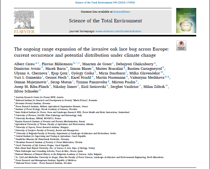 Istraživači Univerziteta u Sarajevu - Šumarskog fakulteta prof. dr. Mirza Dautbašić i prof. dr. Osman Mujezinović objavili su rad pod nazivom The ongoing range expansion of the invasive oak lace bug across Europe: current occurrence and potential distribution under climate change u prestižnom časopisu Science of the Total Environment.   Istraživanje je provela grupa istraživača iz 26 evropskih zemalja, iz oblasti zaštite šuma i urbanog zelenila. Radi se o istraživanju distribucije i ekspanzije štetnog insekta hrastova mrežasta stjenica (Corythuca arcuata) u Evropi. Naime, u posljednjih nekoliko godina, hrastova mrežasta stjenica, postala je značajna prijetnja evropskim i našim hrastovim šumskim ekosistemima i urbanom zelenilu. Ova vrsta, porijeklom iz Sjeverne Amerike, u posljednja dva desetljeća brzo je proširila svoj areal u Evropi, tako je i zabilježena i u Bosni i Hercegovini.  U ovoj studiji, kroz zajedničke napore, dobiven je opsežan skup podataka o prisustvu,  distribuciji, obrascima naseljavanja,  potencijalu i ekološkoj niši hrastove mrežaste stjenice u Evropi, koji uključuju različite izvore. Rezultati ovog istraživanja kao i prikupljeni podaci, od ključnog su značaja za upravljanje i zaštitu šuma i razvoj strategija za ublažavanje ekološkog uticaja ove invazivne vrste na hrastove šume.  Pored toga u radu se naglašava hitna potreba za proaktivnim mjerama za upravljanje i zaustavljanje njenog sve većeg prisustva i ekspanzije, što može dovesti do štetnog utjecaja na populaciju hrasta širom Evrope.  Rad je objavljen u priznatom međunarodnom časopisu rangiranom u prvom kvartilu iz oblasti ekologije i zaštite životne sredine (2023 Journal Citation Reports; JCR Q1, Impact factor 8.2).  The ongoing range expansion of the invasive oak lace bug across Europe: current occurrence and potential distribution under climate change - ScienceDirect  STOTEN | Science of The Total Environment | Journal | ScienceDirect.com by Elsevier