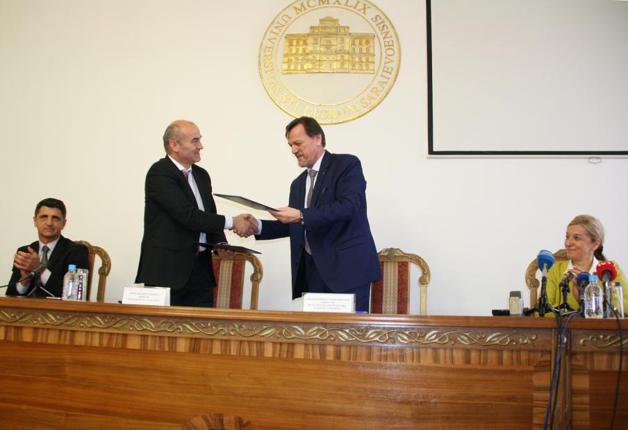 Služba za zapošljavanje Kantona Sarajevo i Univerzitet u Sarajevu potpisali Ugovor o sufinansiranju zapošljavanja 150 asistenata