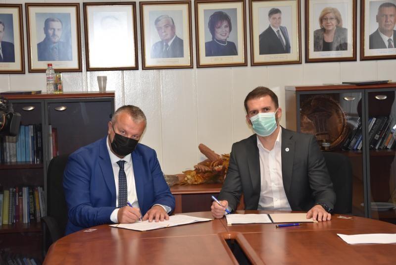 Potpisani sporazumi između Ministarstva privrede Kantona Sarajevo i Veterinarskog fakulteta Univerziteta u Sarajevu