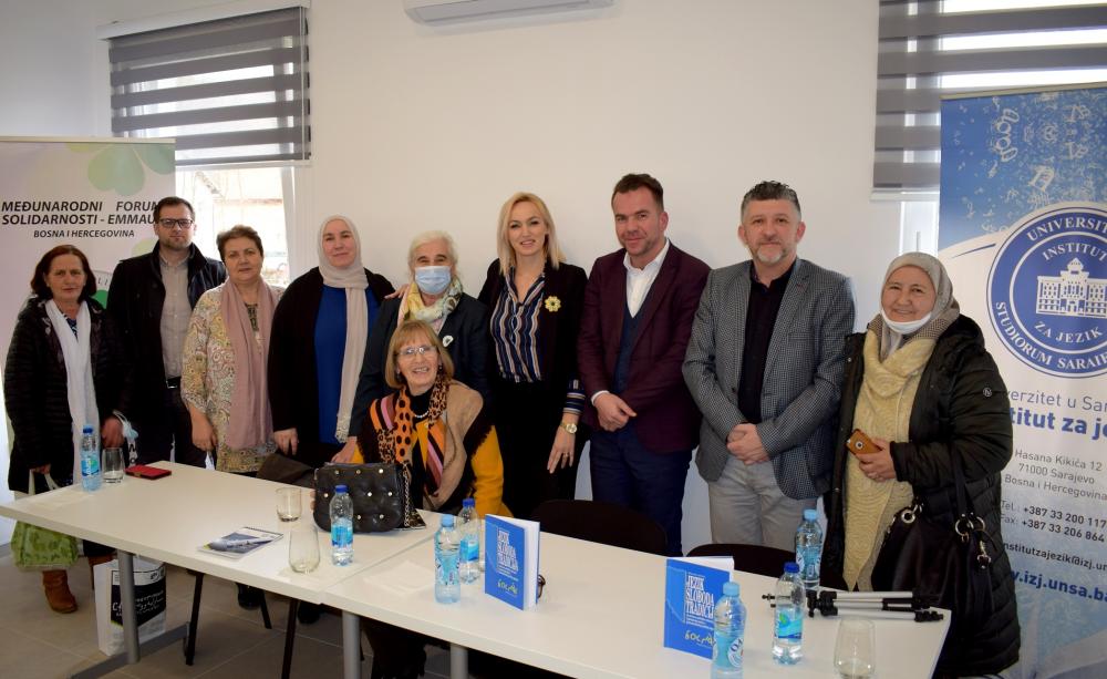 Institut za jezik Univerziteta u Sarajevu organizirao javnu tribinu povodom Međunarodnog dana maternjeg jezika