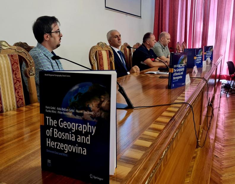 Promovirana naučna monografija: The Geography of Bosnia and Herzegovina | Between East and West