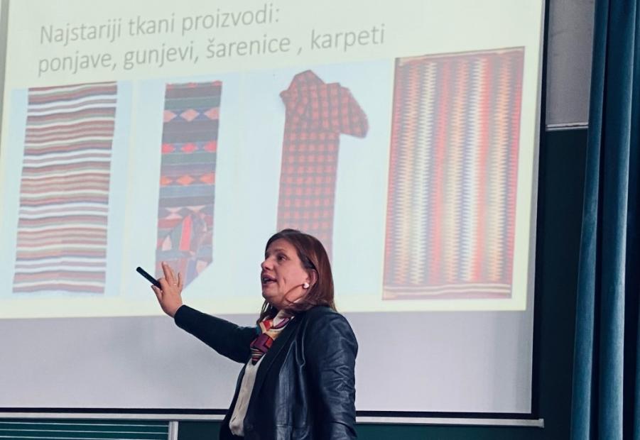 Na Pedagoškom fakultetu UNSA održano predavanje o temi: "Bosanski ćilim - umjetnost i tradicija"