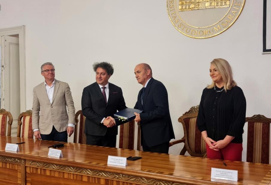 Univerzitet u Sarajevu i Klinički centar Univerziteta u Sarajevu potpisali Ugovor o uređivanju međusobnih odnosa u obavljanju nastavnog, naučnoistraživačkog i izdavačkog rada