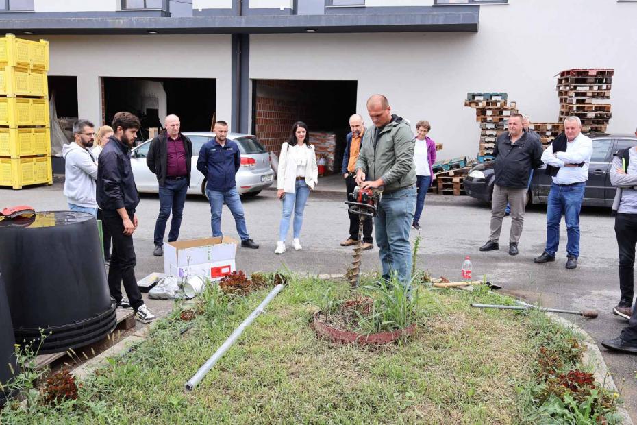 Poljoprivredno - prehrambeni fakultet UNSA | Aktivnosti u sklopu projekta "Pametni sistemi u poljoprivredi – odgovor izazovima 21.stoljeća"