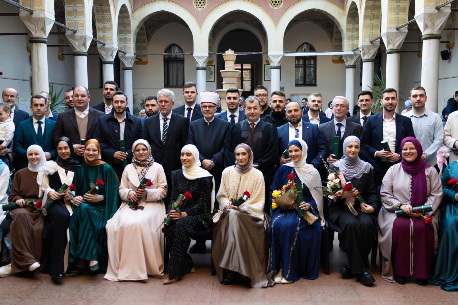 Održana svečana dodjela diploma diplomantima i magistrantima Univerziteta u Sarajevu – Fakulteta islamskih nauka