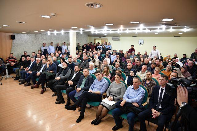 Održana promocija knjige “Bošnjaci 'sigurne zone' UN-a Žepa u logorima u Srbiji 1995-1996.“