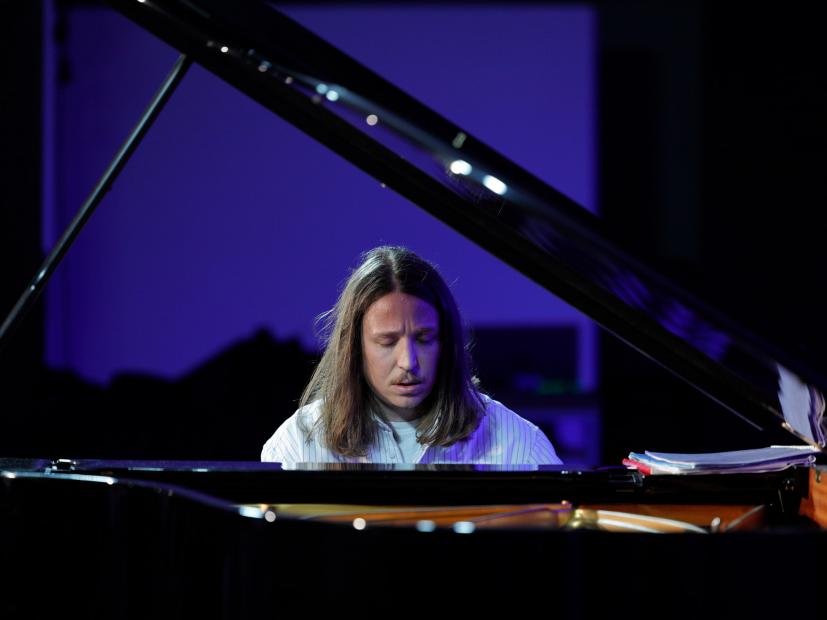 Pijanist Zlatan Božuta održao recital u okviru 18. Majskih muzičkih svečanosti