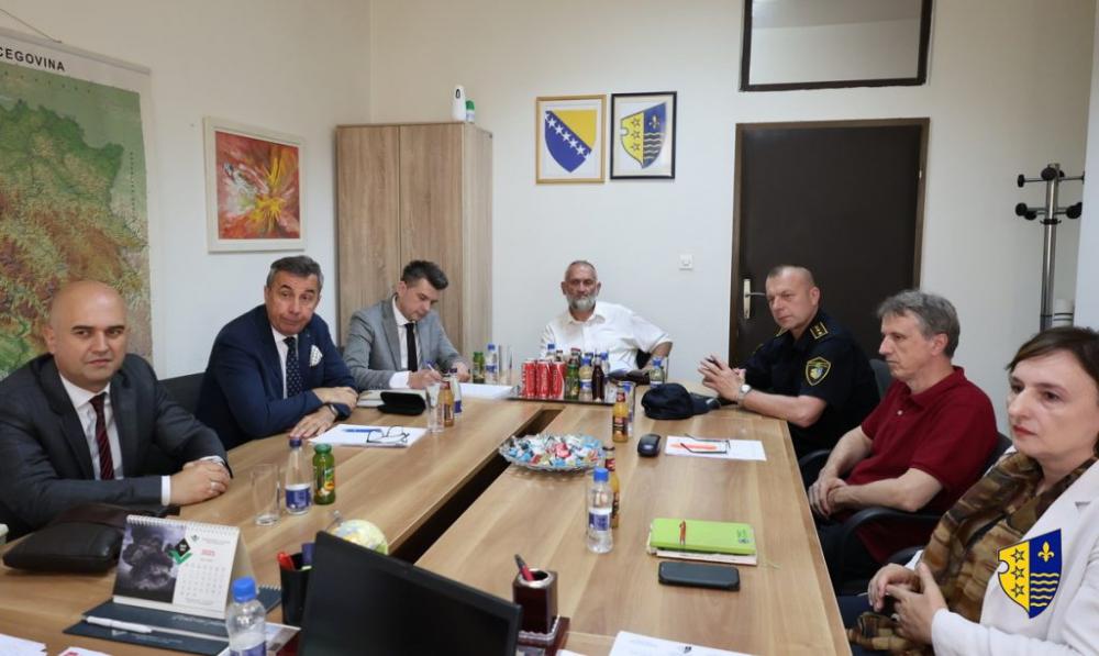 Održan inicijalni sastanak Radne grupe za izradu Strategije bezbjednosti cestovnog saobraćaja u BPK Goražde