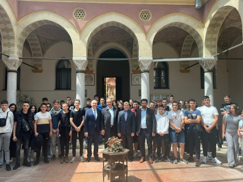 Posjeta srednjoškolaca iz Prijepolja Fakultetu islamskih nauka UNSA