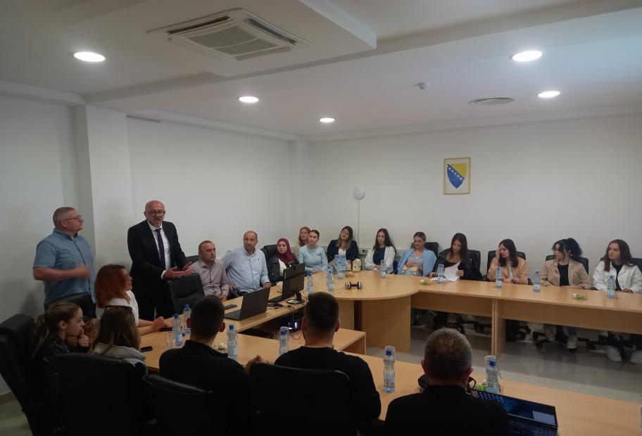 Studenti Poljoprivredno-prehrambenog fakulteta UNSA posjetili Agenciju za sigurnost hrane BiH