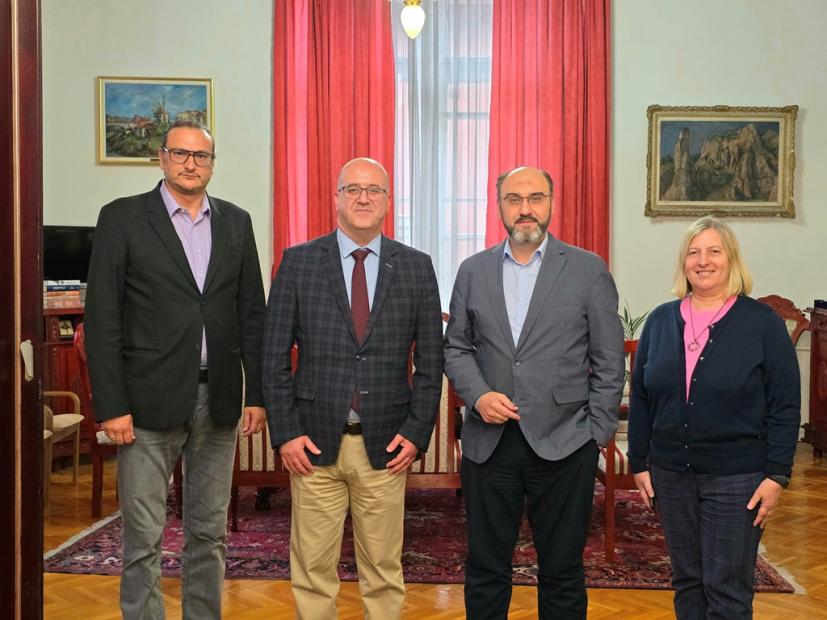 Jačanje saradnje RCC-a i Univerziteta u Sarajevu: Fokus na konferenciju „Beyond GDP“