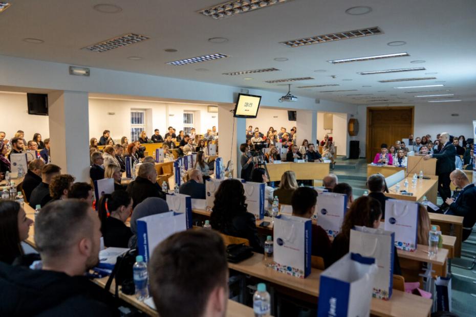 Na Univerzitetu u Sarajevu – Fakultetu za saobraćaj i komunikacije održan „Dan logistike 2025“