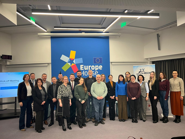 Projekat AHEDIS zvanično pokrenut u Sarajevu: Evropski konzorcij se ujedinjuje kako bi unaprijedio digitalne inovacije u visokom obrazovanju i zdravstvu