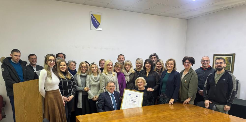 Poljoprivredno-prehrambeni fakultet UNSA | Dodjela povelje i nagrade dekana prof. dr Tatjani Ljujić Mijatović