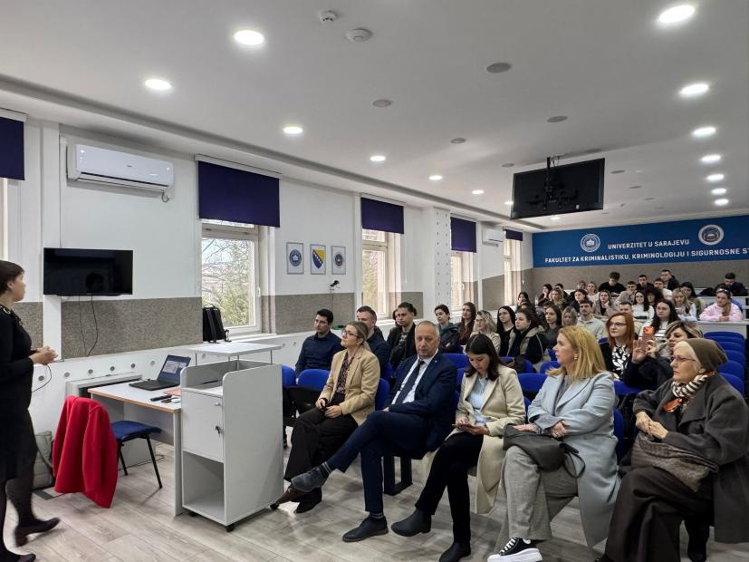 Prof. dr. Dženeta Karabegović održala gostujuće predavanje na Fakultetu za kriminalistiku, kriminologiju i sigurnosne studije UNSA