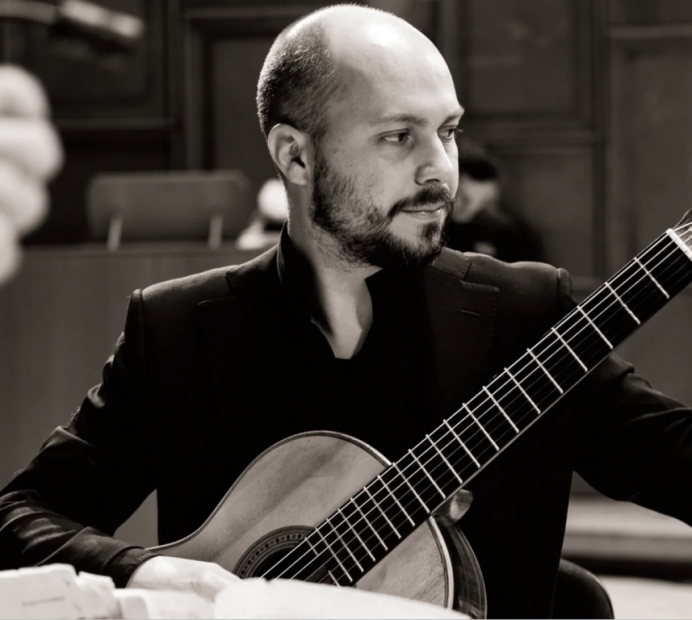 Profesor Alberto Mesirca sa Conservatorio di Musica “Agostino Steffani” na MAS