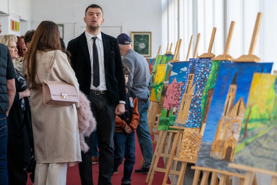 Izložba mladog umjetnika Kemala Zukića u Federalnom ministarstvu kulture i športa