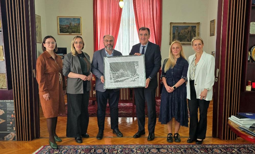 UNESCO i Univerzitet u Sarajevu razgovarali o očuvanju umjetničke zbirke i razvoju kapaciteta za restauraciju