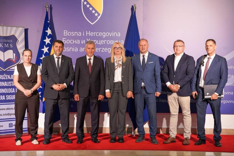 Uspješno održana stručna konferencija „Moderni sigurnosni izazovi – Organizovani kriminal i savremene prijetnje sigurnosti“