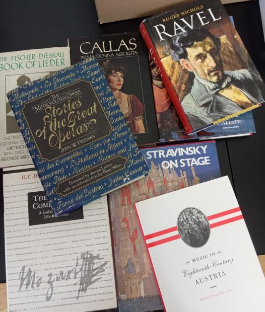 Biblioteci Muzičke akademije UNSA uručena vrijedna donacija knjiga