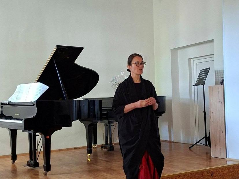 Prof. Azra Medić održala je solistički koncert pod nazivom "Fragmenti"
