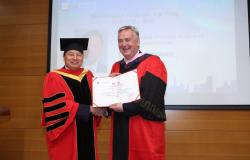Prof. dr. Zlatko Lagumdžija primio Nagradu za izuzetna profesorska dostignuća na Univerzitetu u Pekingu