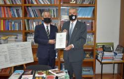 Ambasador Japana uručio donaciju Fondacije "Nippon" Nacionalnoj i univerzitetskoj biblioteci BiH