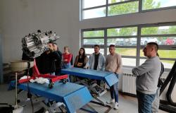 Studenti Odsjeka za motore i vozila posjetili Porsche BH d.o.o, Sarajevo