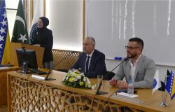 Održana tribina o moralnim aspektima vještačke inteligencije: Humanosti i kreativnost pripadaju čovjeku