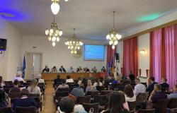 Poricanje genocida je geopolitičko oružje | Konferencija „Srebrenica 30 godina poslije genocida: sjećanje, odgovornost i izazovi negiranja“