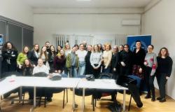 Odjel za psihološko savjetovanje UPS UNSA organizovao supervizijsku i edukativnu sesiju na temu suicida za terapeute i terapeutkinje u edukaciji