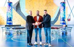 Sport bliže mladima: Pokrenut projekt „Teqball u školama“, prvi stolovi dodijeljeni Fakultetu sporta i tjelesnog odgoja UNSA i Petoj gimnaziji