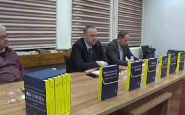 U Tešnju održana promocija edicije “Historija Bosne i Hercegovine (I-VI)”