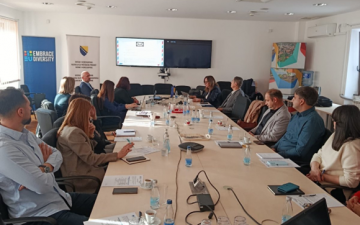 Fakultet za saobraćaj i komunikacije UNSA uspješno realizovao aktivnosti mjerenja kvaliteta univerzalne poštanske usluge u BiH za 2025. godinu