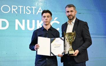 Fakultet za kriminalistiku, kriminologiju i sigurnosne studije UNSA | Student Esad Nukić izabran za sportistu Općine Ilijaš za 2025. godinu