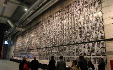Uposlenici Instituta za istraživanje zločina protiv čovječnosti i međunarodnog prava UNSA posjetili Memorijalni centar Srebrenica