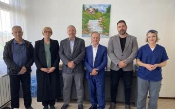 Potpisan Sporazum o nastavnoj, naučnoj i stručno-tehnološkoj saradnji između Veterinarskog fakulteta UNSA, JU Srednja poljoprivredna škola "Sanus Futurum" i Ministarstva obrazovanja, nauke, kulture i sporta Unsko-sanskog kantona