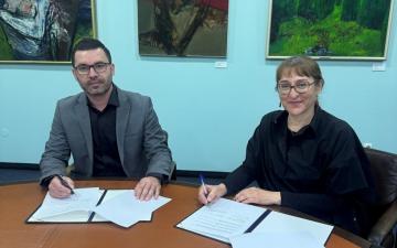 Potpisan Sporazum o saradnji između Bošnjačkog instituta i Instituta za istraživanje zločina protiv čovječnosti i međunarodnog prava UNSA