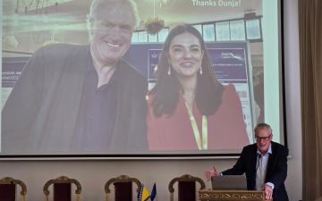 Univerzitet u Sarajevu ugostio ugledne svjetske naučnike: predavanja prof. dr. Dunje Aksentijević i prof. dr. Lukea O'Neilla