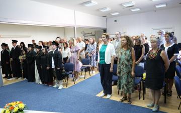 Prva generacija studenata i studentica "Interdisciplinarnog stručnog studija za pružanje administrativnih i gerontoloških usluga" svečano obilježila završetak studija
