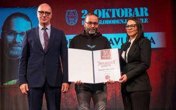 Prof. Dejan Slavuljica dobitnik Tuzlanske lente za doprinos razvoju kulturno-umjetničke scene Tuzle i Bosne i Hercegovine